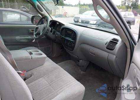 2001 Toyota Tundra Sr5 V8 из США, поврежденный, VIN 5TBBT44141S132423